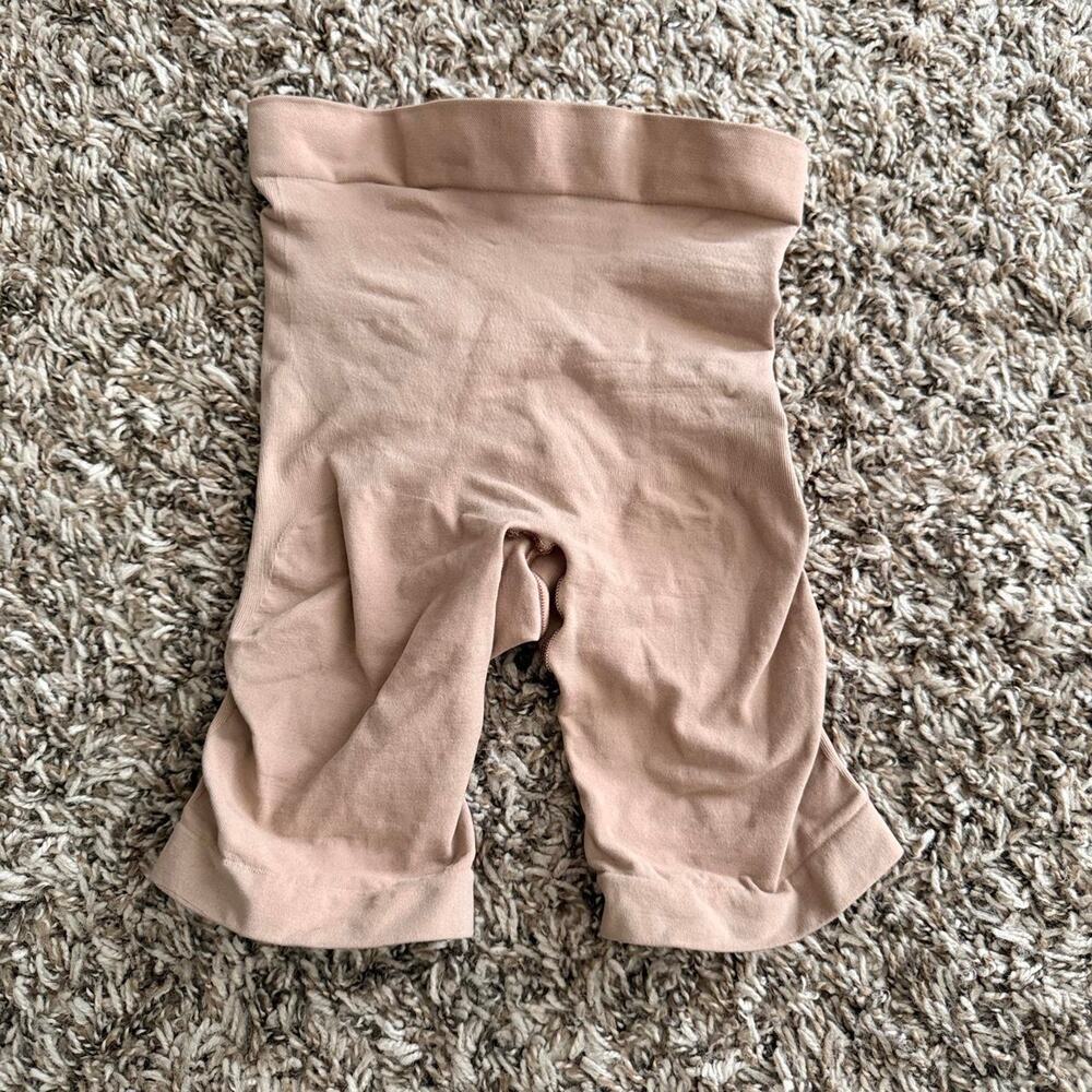 Skims Tan Shapewear - XS